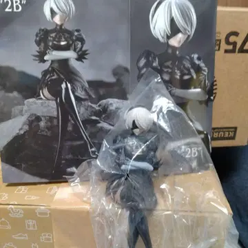 2B 피규어 약 25cm