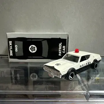 토미카 특주 일본제 스카이라인 켄메리 패트롤카