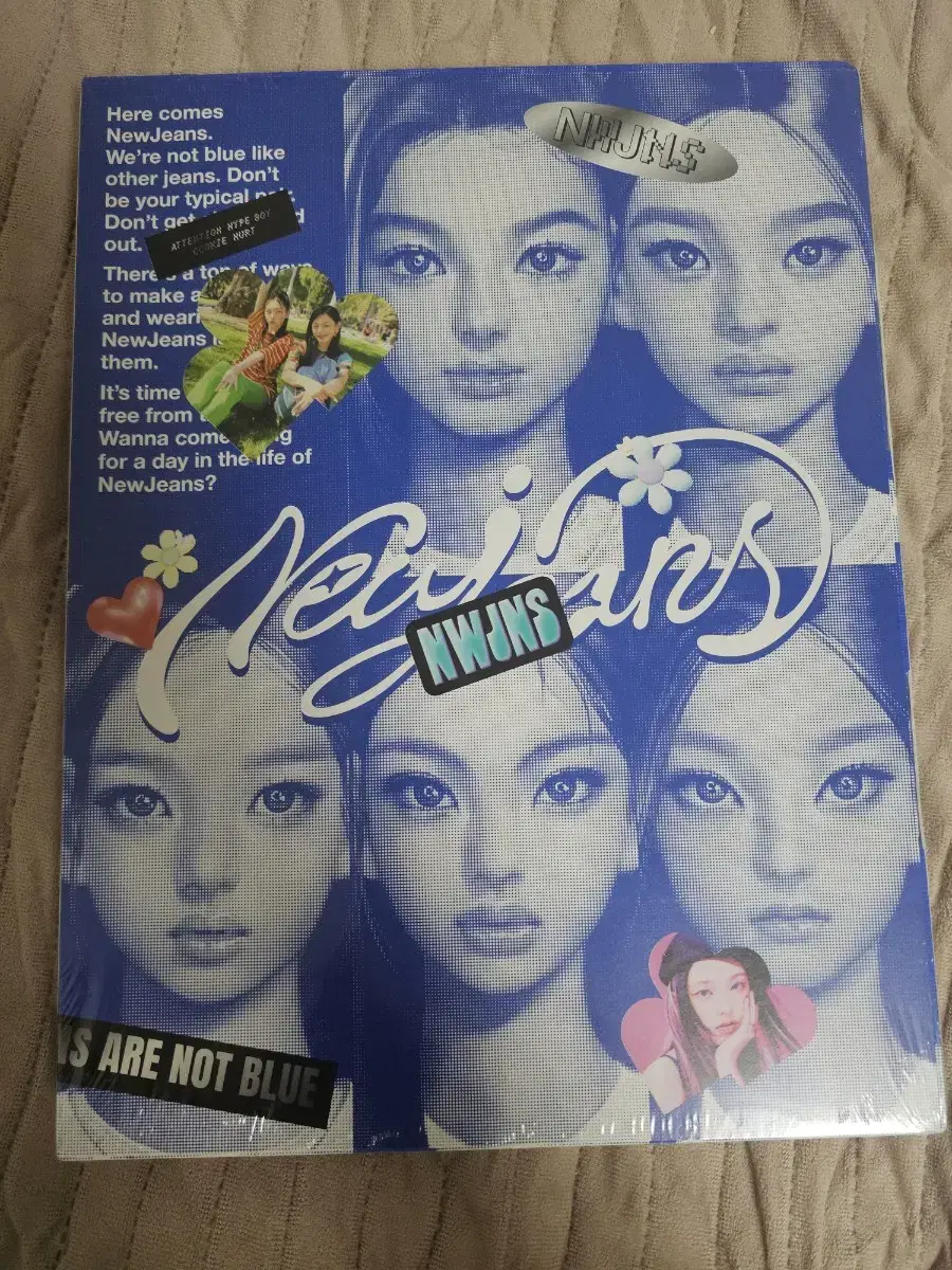 [미개봉, 번장 최저가] 뉴진스 블루북 단체 버전 (마지막 기격인하)