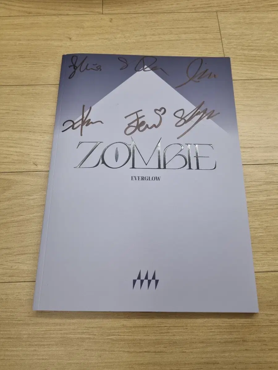 EVERGLOW everglow Zombie zombie Autographed Not for Sale album kpop