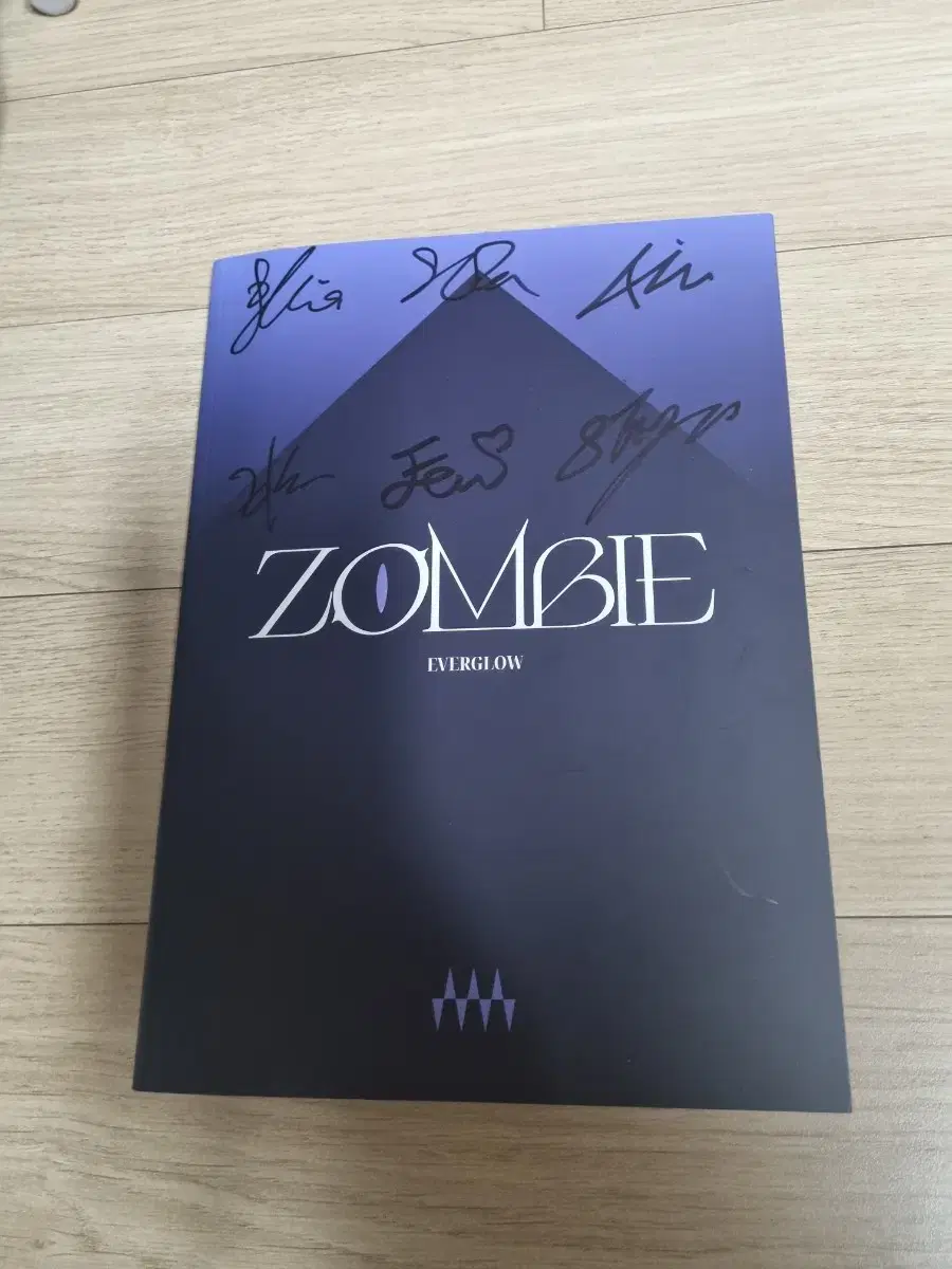 EVERGLOW everglow Zombie zombie Autographed Not for Sale album kpop