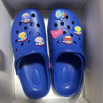 스토푸리 돈키호테 콜라보 샌들
