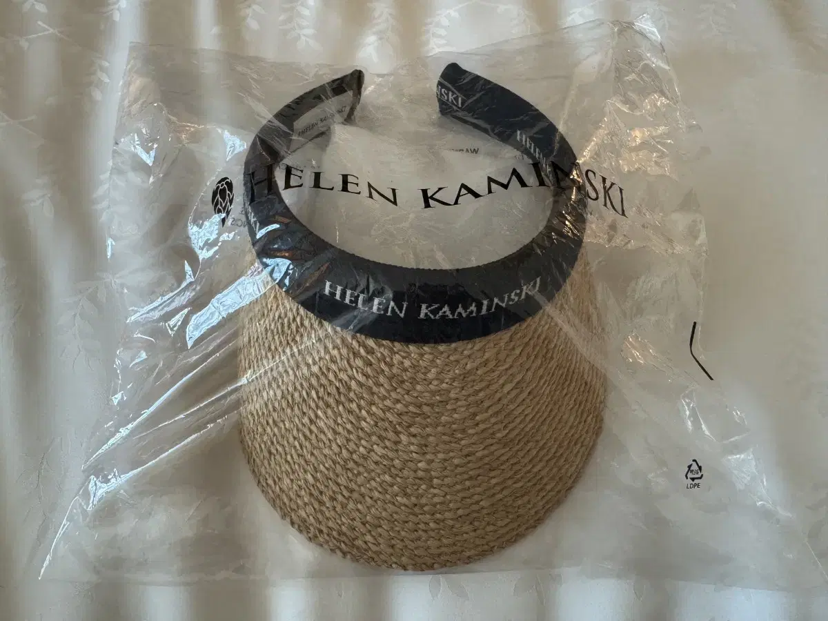 [New Product] Helen Kaminski Bianca (Natural/Black Logo)