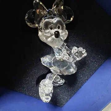 SWAROVSKI DISNEY 공식 매장 구매 미니 마우스 피규어 린