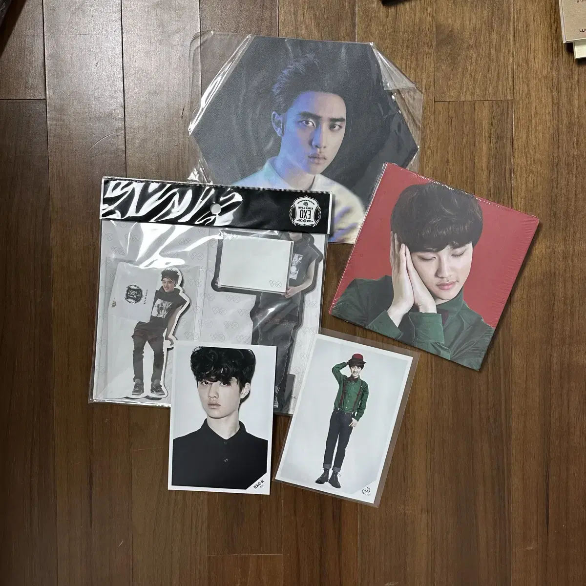 엑소 디오 으르렁 12월의 기적 공식굿즈 부채 책갈피 인화사진 판매