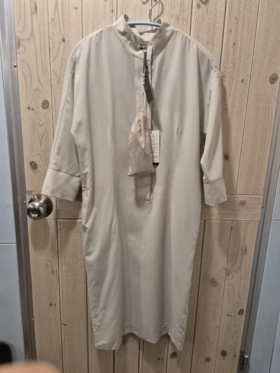  Vera Wang Genuine Women's 44