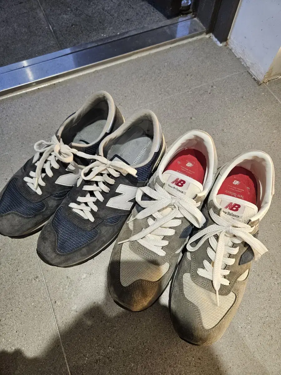 뉴발란스 990 V1 네이비 290