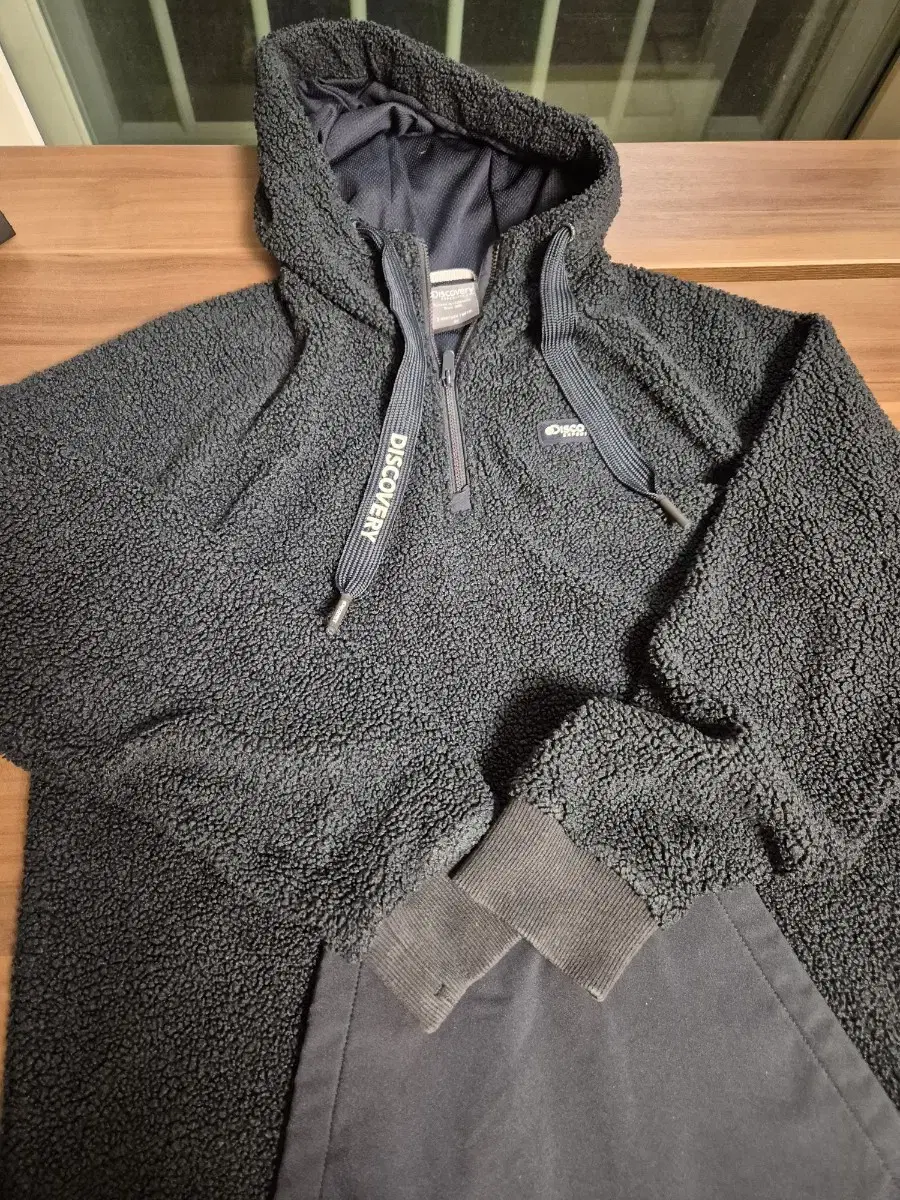 Discovery 90 Hooded zip-up jacket