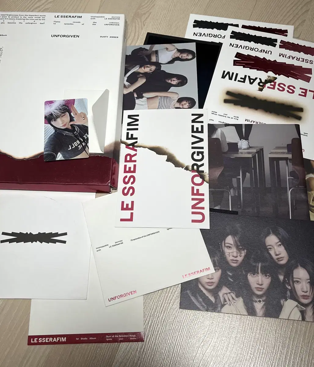 급처) 르세라핌 언폴기븐 앨범 풀박 포카 채원
