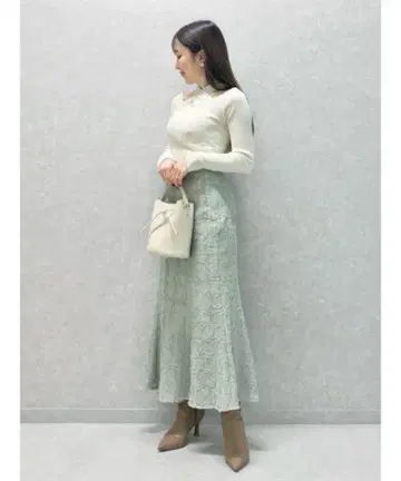 스나이델 SNIDEL 레이스업 텍스처 스커트