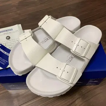 새상품 버켄스탁 애리조나 가죽 24cm 화이트