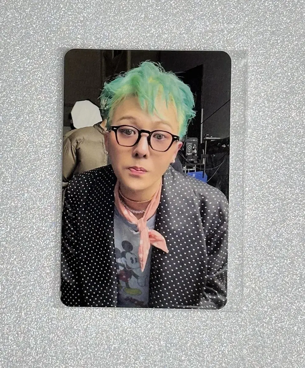 G-Dragon Kwon Ji-yong Wevermancy aladin pre-order benefit unreleased photocard poca GD