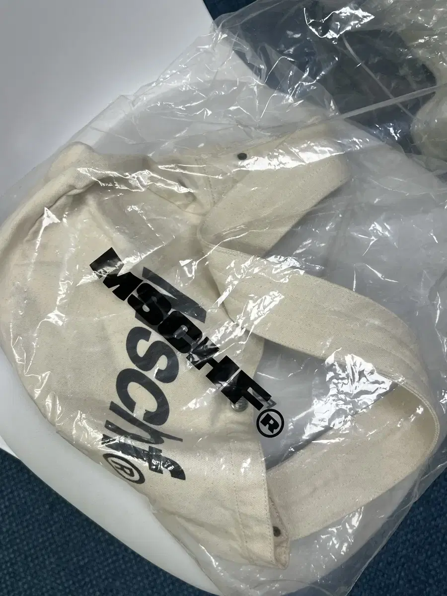 미스치프 룸버스 가방 숄더백
