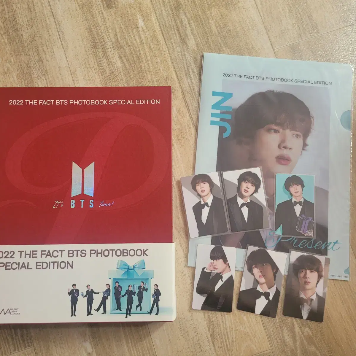 2021.2022 THE FACT BTS JIN　クリアファイルのみ BTS THE FACT 写真集 クリアファイル JIN 2021 - メルカリ