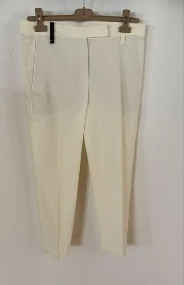 브루넬로 쿠치넬리 아이보리 팬츠
