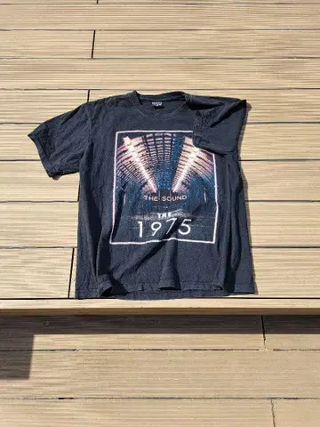 THE 1975 밴딩 티셔츠