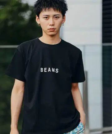 빔즈 블랙 티셔츠