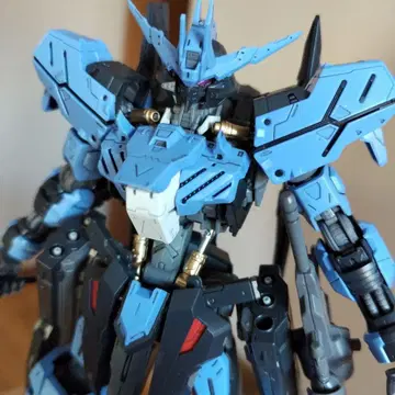 MG 건담 비다르