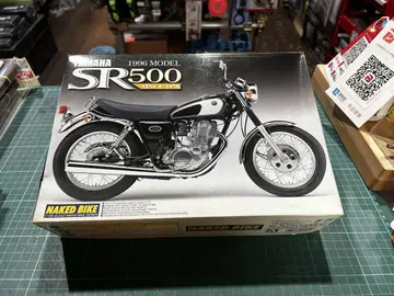 Yamaha SR500 1996 모델 1/12 스케일