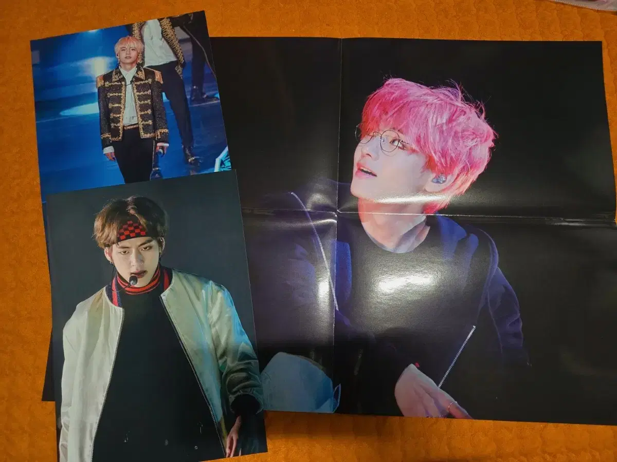 방탄 뷔 태형 투마달 투마이달링 포스터 비공굿 세트