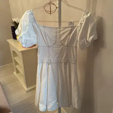 다리치 미니 원피스 반팔 퍼프 슬리브
