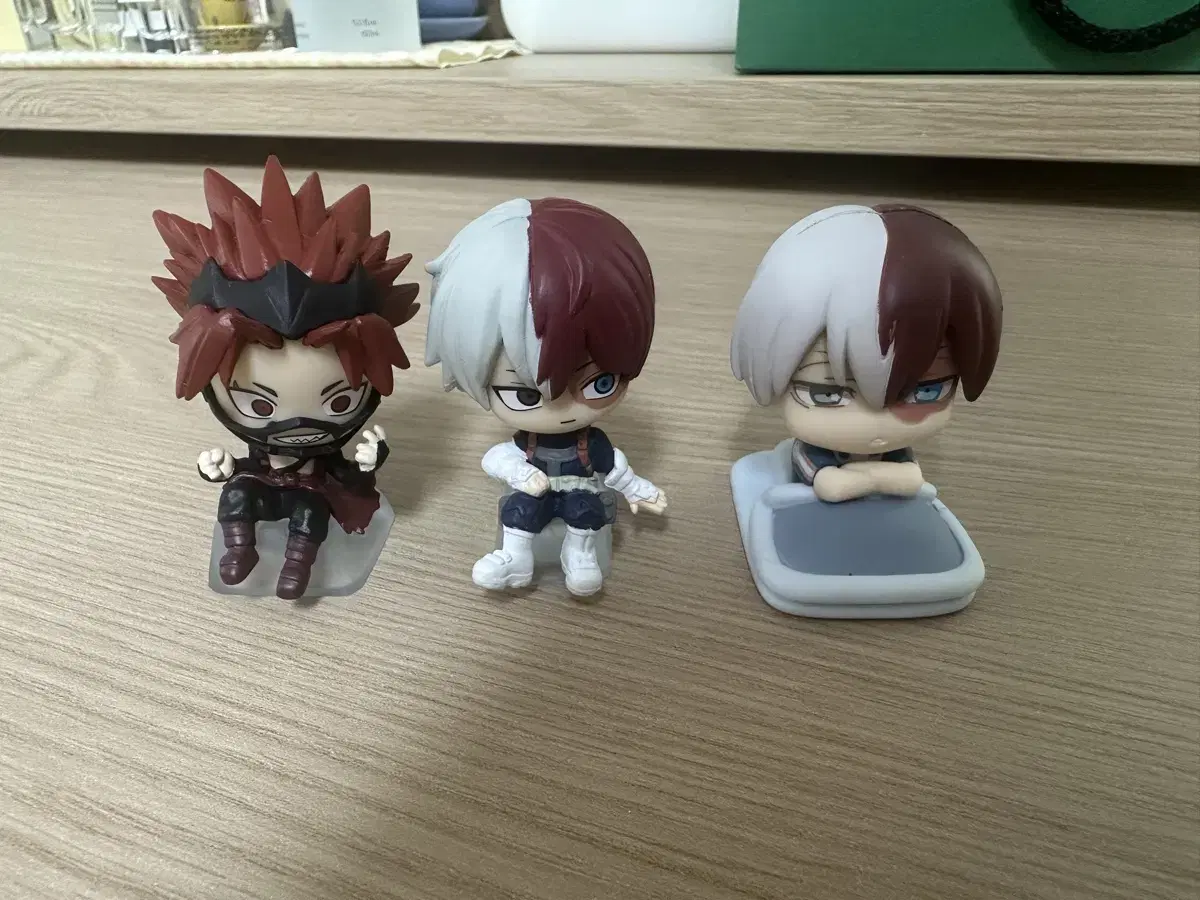 Hiroaka Gacha Todoroki Kirishima