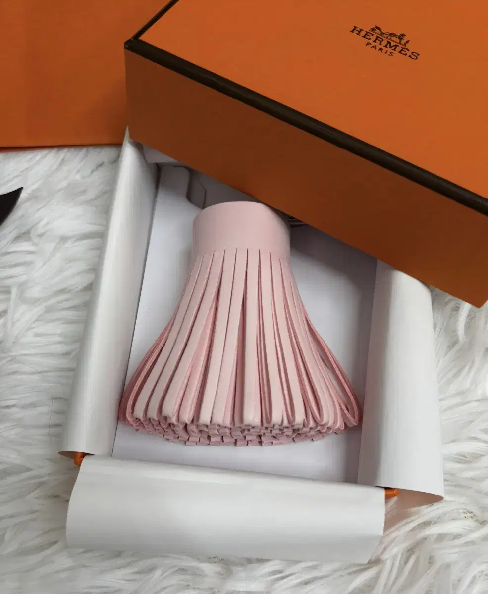 에르메스 카르멘 키링K각인 로즈달링 Carmen