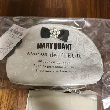 마리콴트 메종 드 플뢰르 파우치 아이보리 화이트 화이트 콜라보