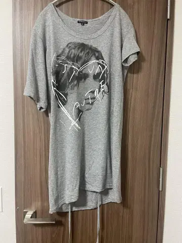 Ann Demeulemeester 아들 프린트 비대칭 티셔츠