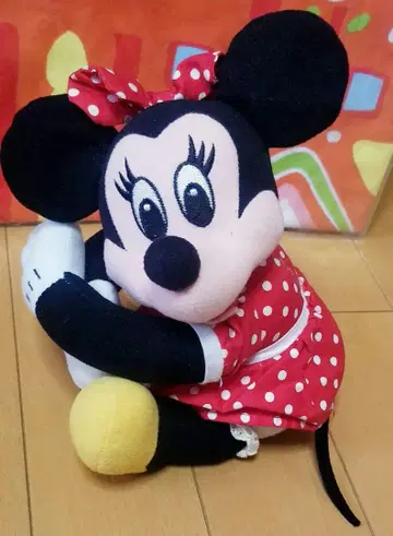 쇼와 레트로 미니 마우스 봉제 인형 안아주기