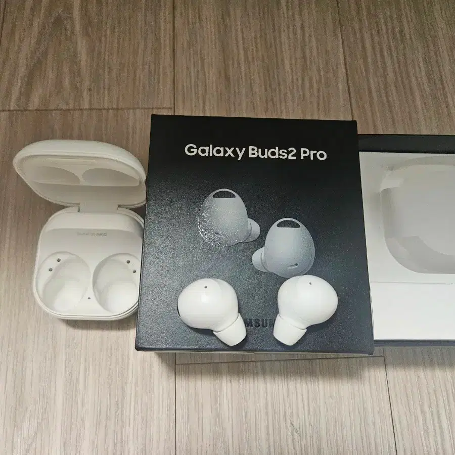 갤럭시 버즈2 프로 박스있음 상태 진짜 좋음