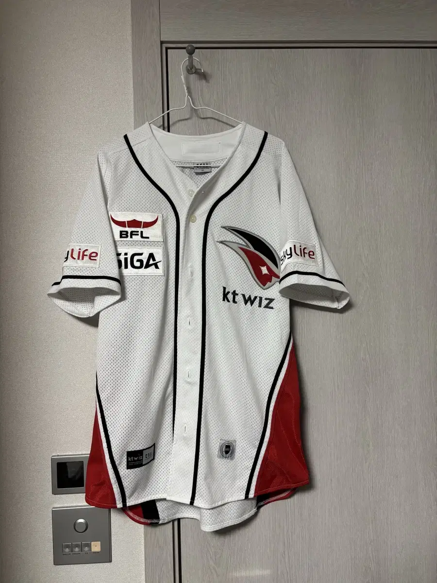 KT Wiz Buffalo Patches No Marking Uniform (105)