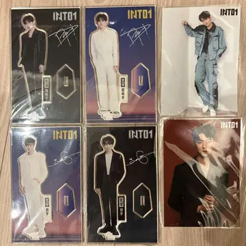 INTO1 유우 유우 주코우 아크릴 스탠드