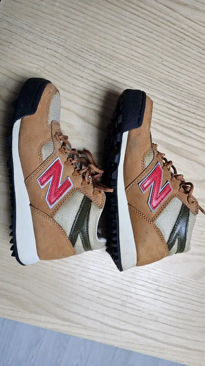 뉴발란스 운동화 New Balance H710 KLB 230mm