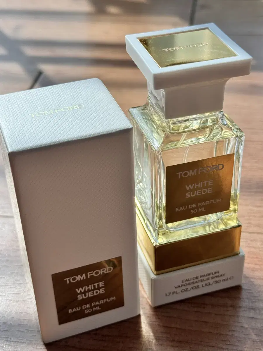 톰포드 화이트스웨이드 50ml 새상품 !!