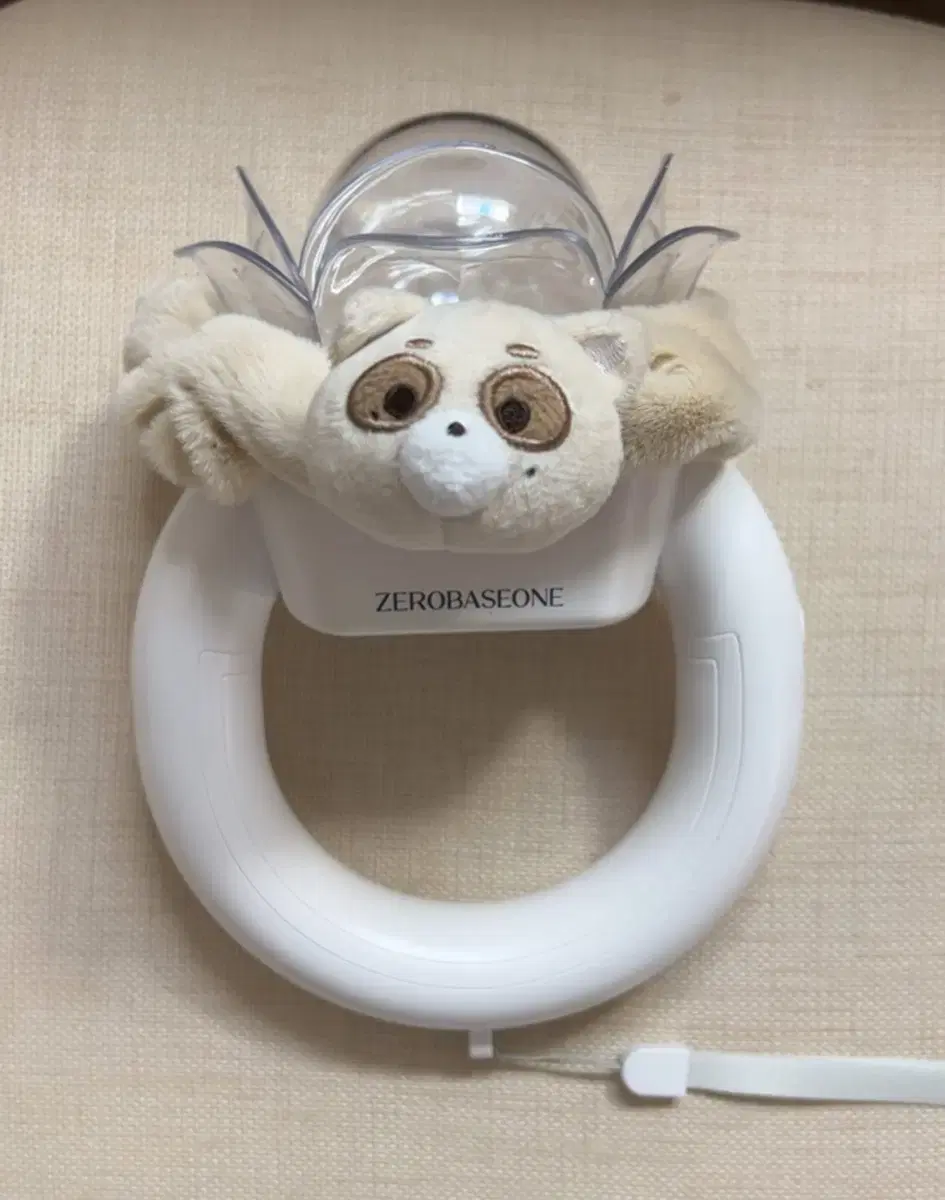 제로베이스원 응원봉 제베원 응원봉 로즈링