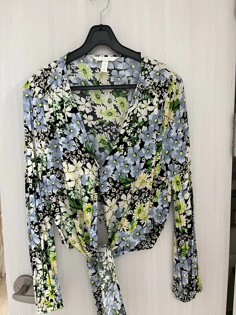H&M blouse