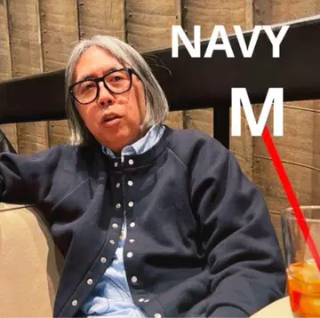 사이즈 M V.A agns b 에네스베 가디건 NAVY