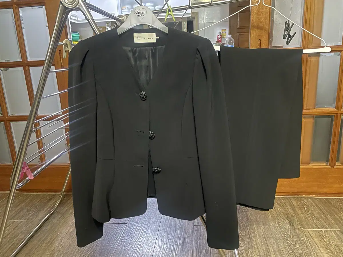 잇미샤 여성 정장 세트(검정, 55)