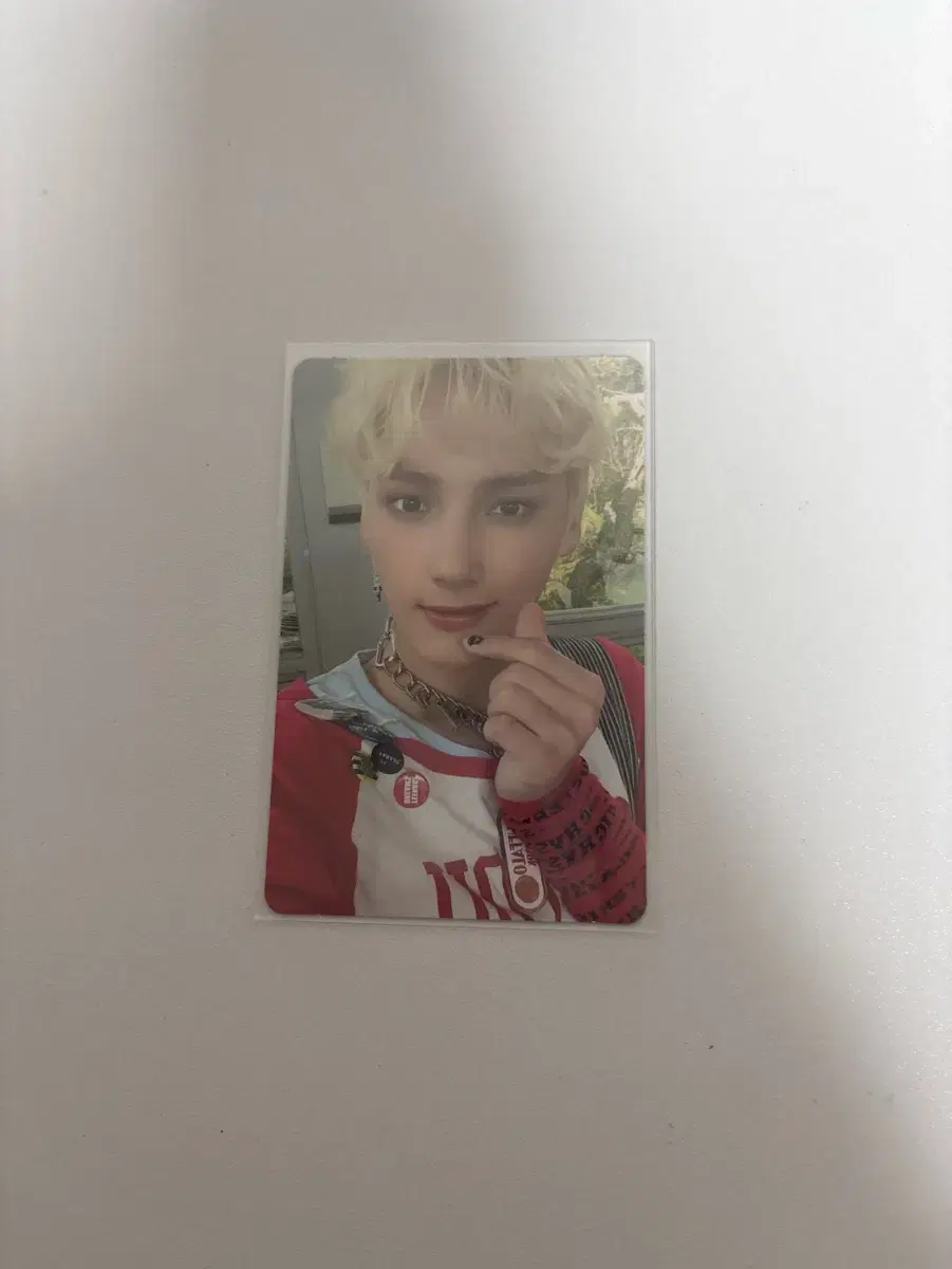 휴닝카이 포카 팔아요!! 급처!!
