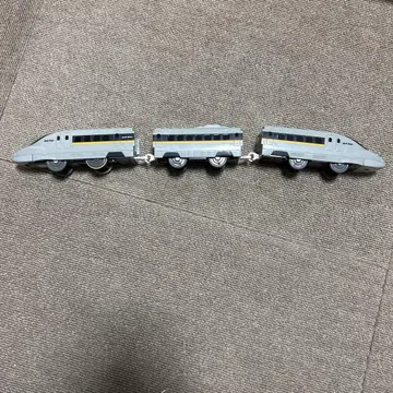 신칸센 프라레일 레일 스타 3량 편성 작동 확인 완료