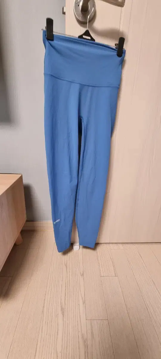 Andar Leggings 2 sizes