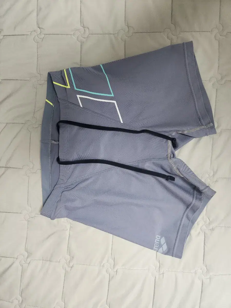 Arena swimsuit for athletes, size 3, 95-100