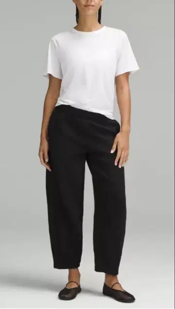 Lululemon 스쿠버 미드라이즈 배럴 레그 7/8