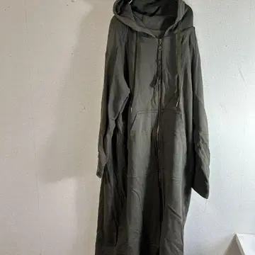 776 올리브 그린 후드 부착 롱 코트