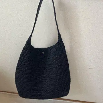 헬렌 카미스키 숄더백