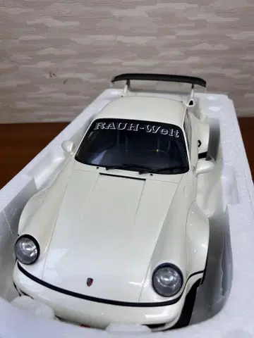 No315 미니카 1/12 포르쉐 911 RWB PEARL WHITE
