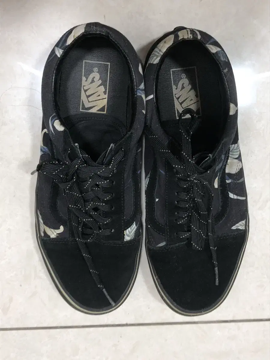 반스 제이크루 Old Skool Black Floral