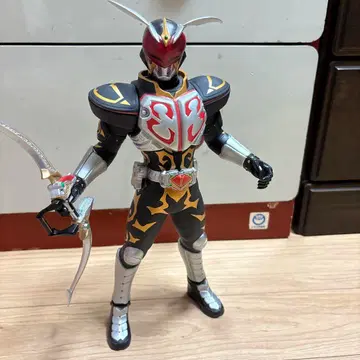 가면라이더 카리스 피규어