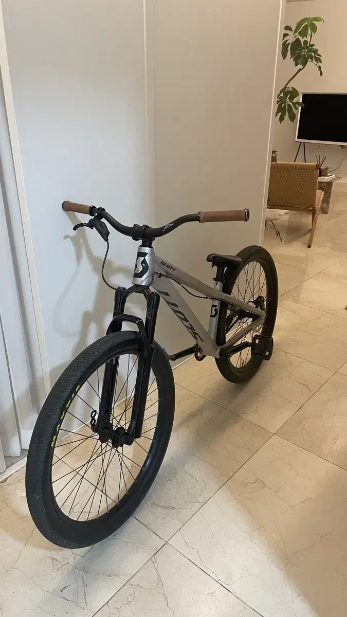 Scott Voltage for sale. Dirt jump urban bike MTB Fixie BMX